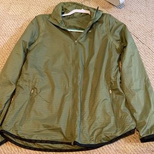 Green Nike women’s golf jacket! NWOT!